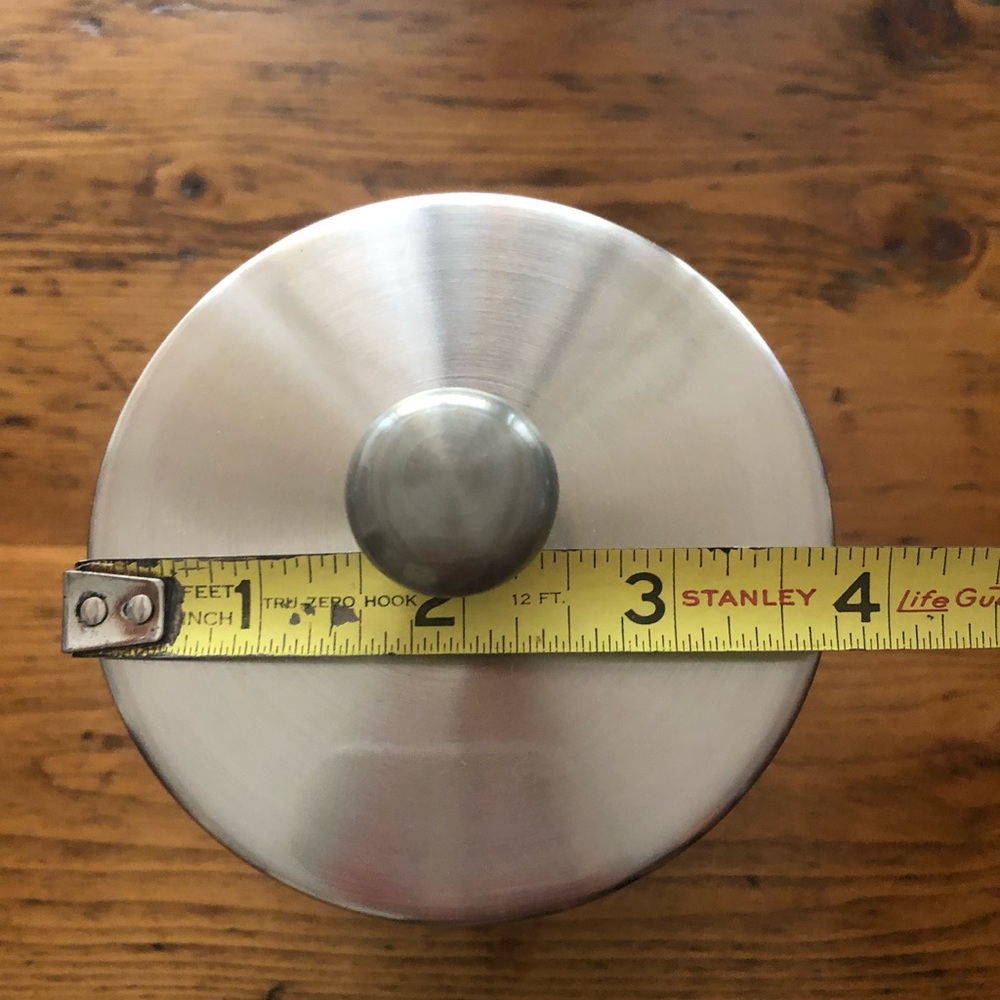 Beautiful glass canisters 💚💙💚💙 - Picture 2 of 5